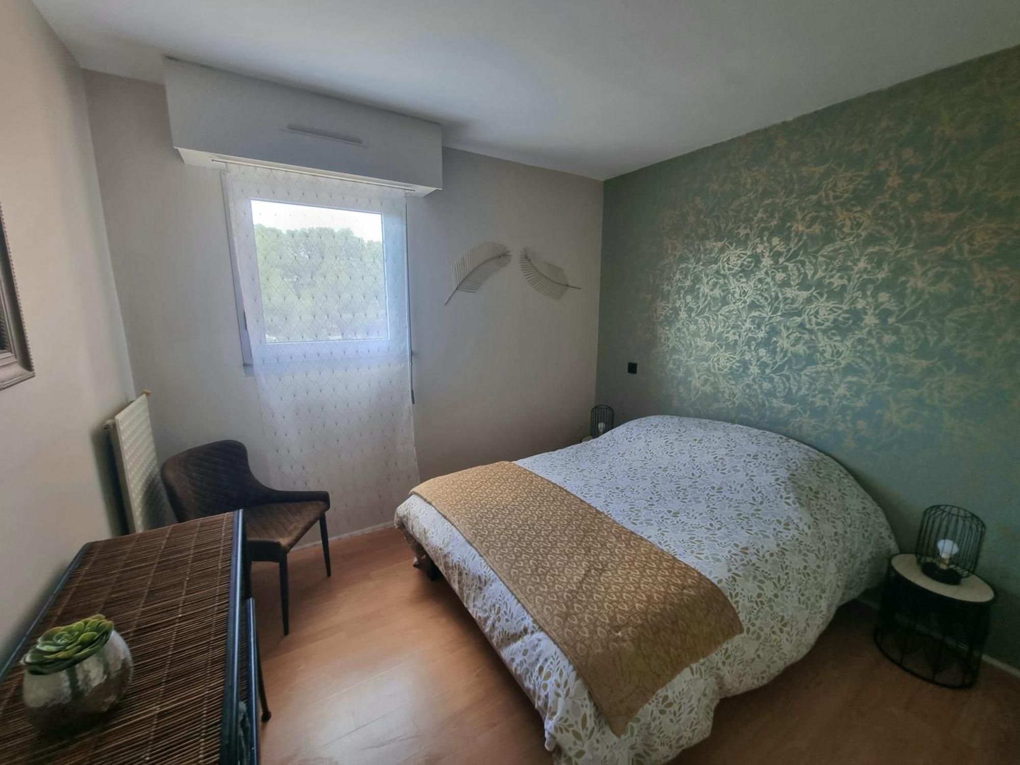 Spacieux T2, Emplacement Ideal Et Parking Prive Uzès Esterno foto